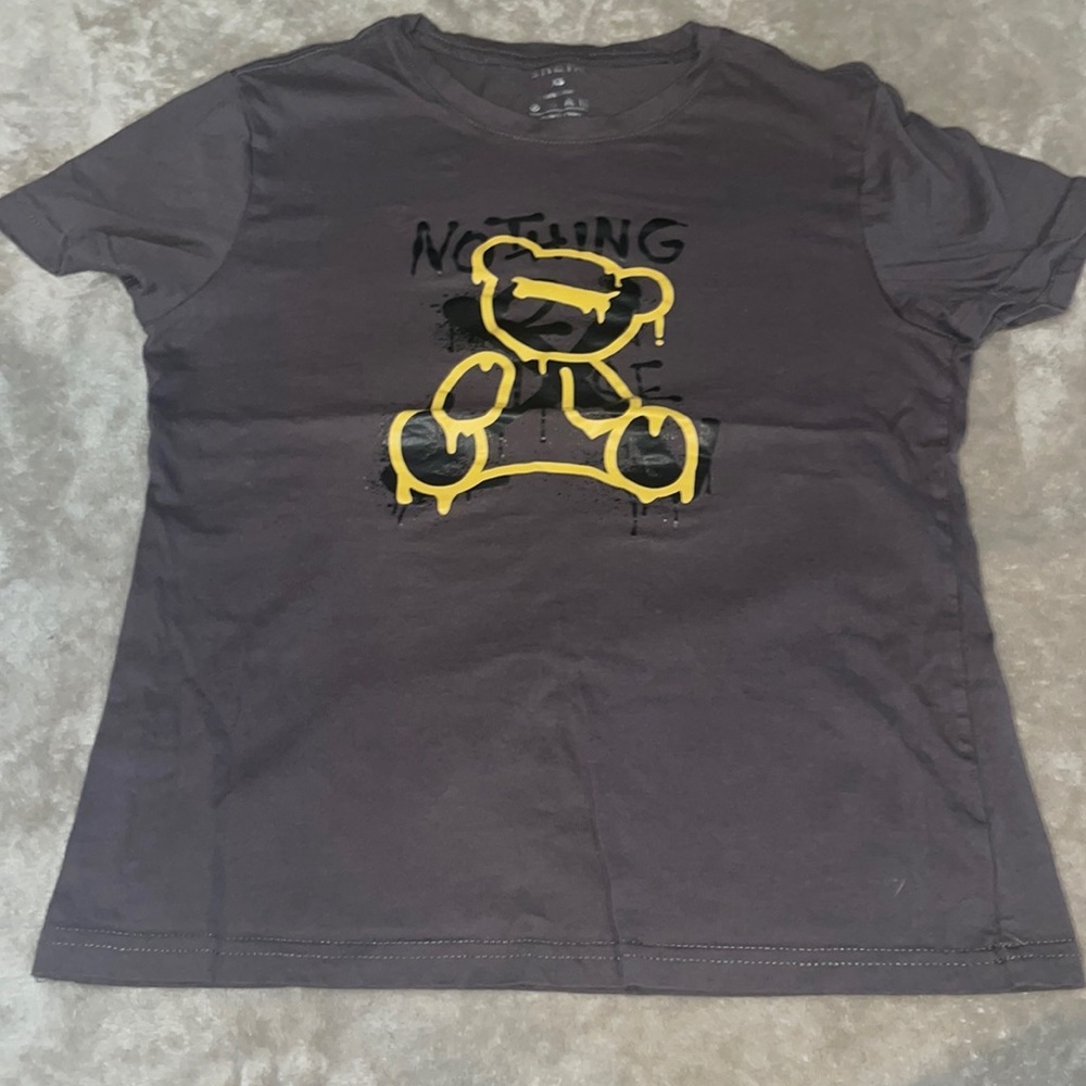 Cute graphic T shirt